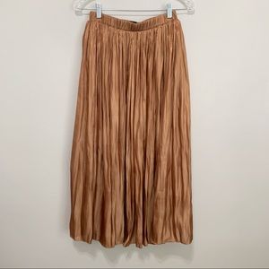 Do + Be Pleated Gold Midi Skirt